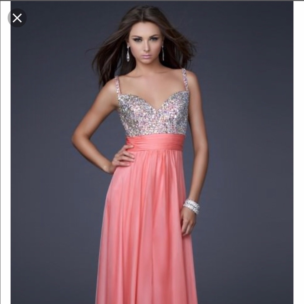 🎀 super cute prom dress 🎀 - Picture 6 of 7